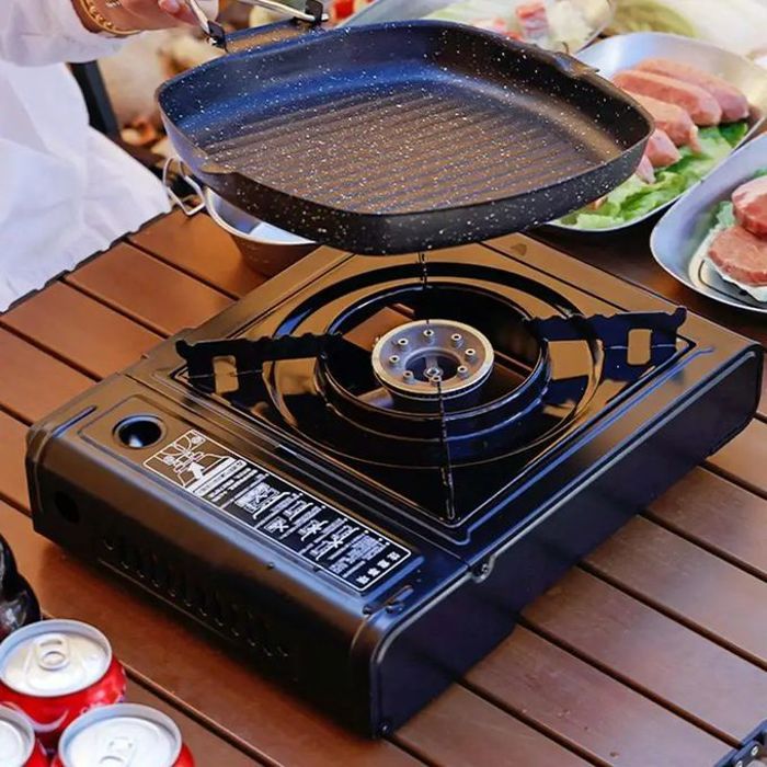 Cuisinez Partout, en Toute Simplicité : Le Réchaud à Gaz Portable, Votre Compagnon d'Aventure et de Convivialité.