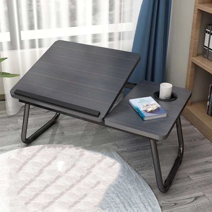 Travaillez, Étudiez, Relaxez-vous Partout : La Table Pliable et Réglable pour Ordinateur Portable.